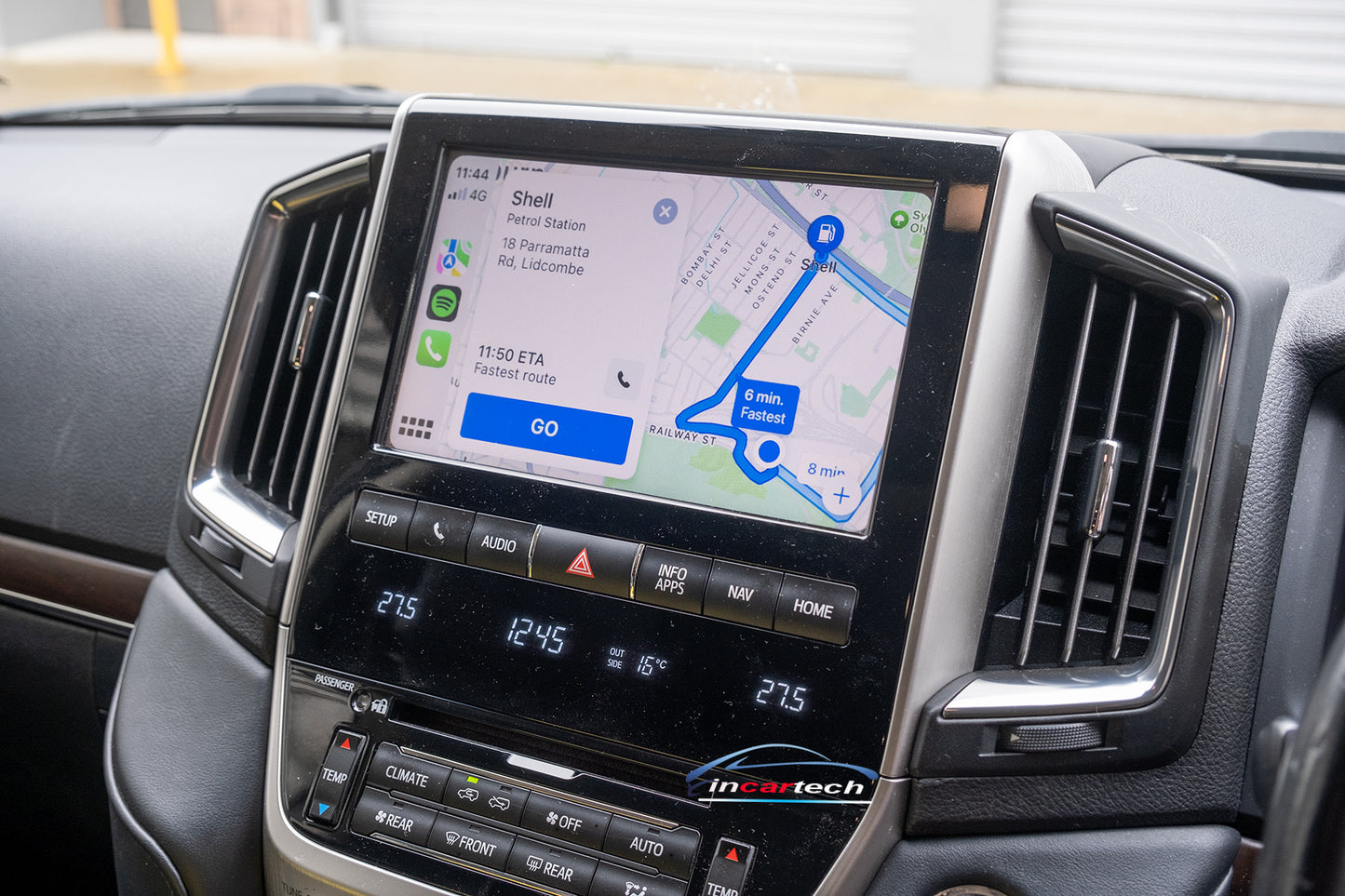 Toyota Land Cruiser LC200 VX & SAHARA Add Wireless Carplay & Android Auto integration interface Module