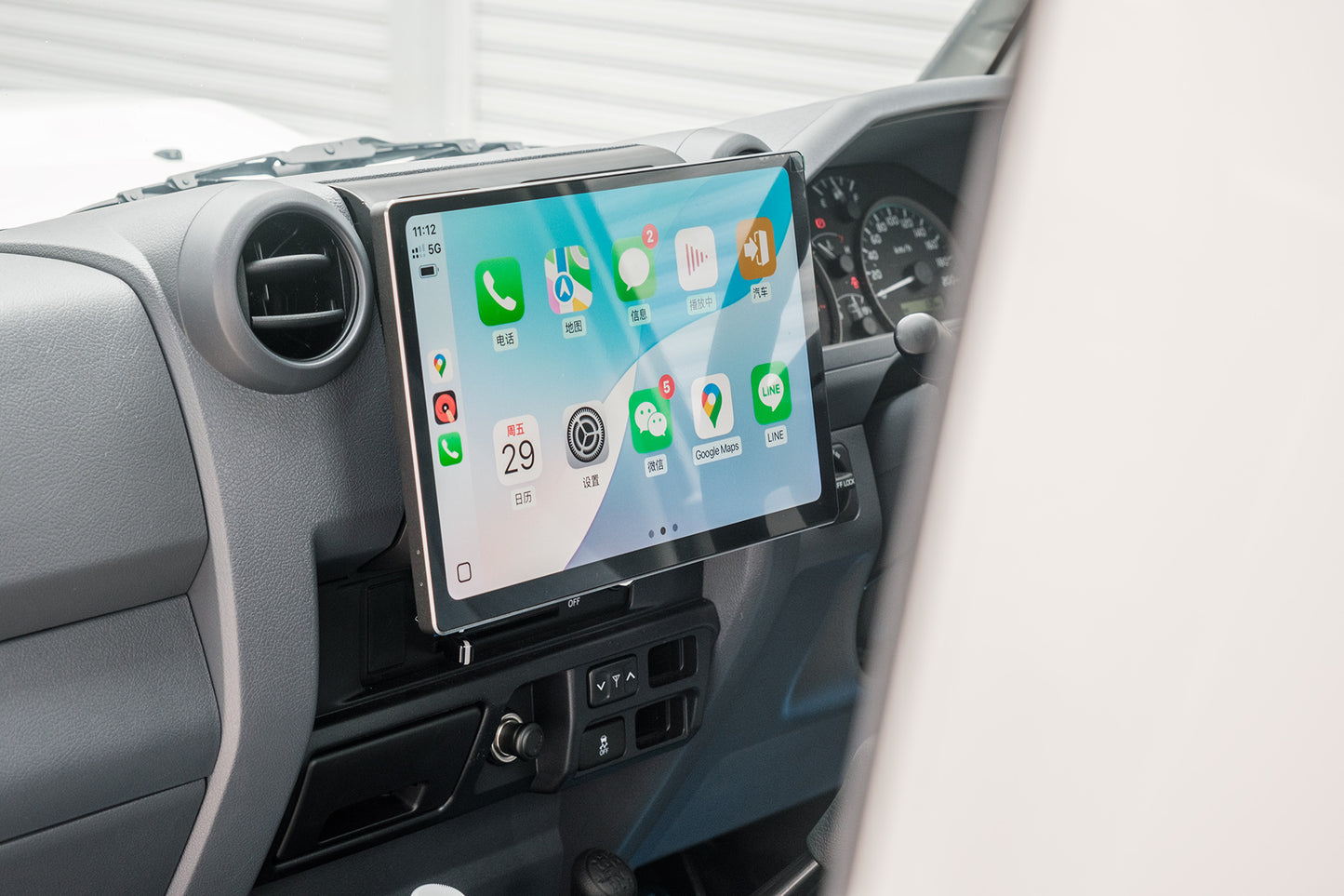 Toyota Landcruiser LC 70 76 78 79 Series 13.3" Touchscreen GPS Wireless CarPlay Android auto Headunit