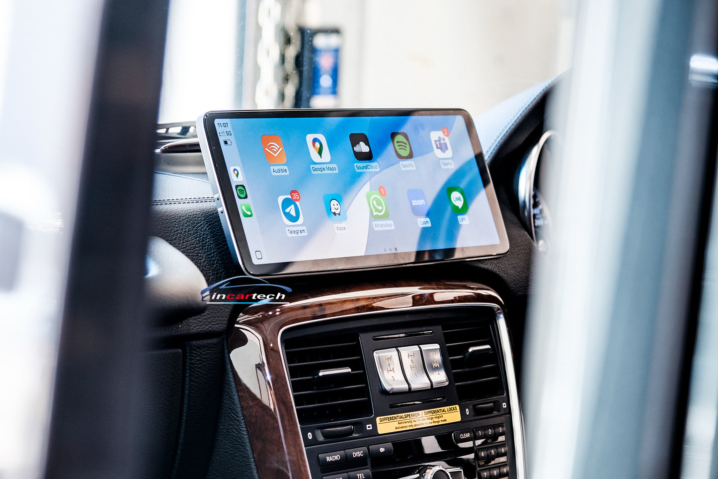 Mercedes Benz G-Class 12-18 W463 12.3" Touchscreen upgrade stereo wireless Carplay Android auto