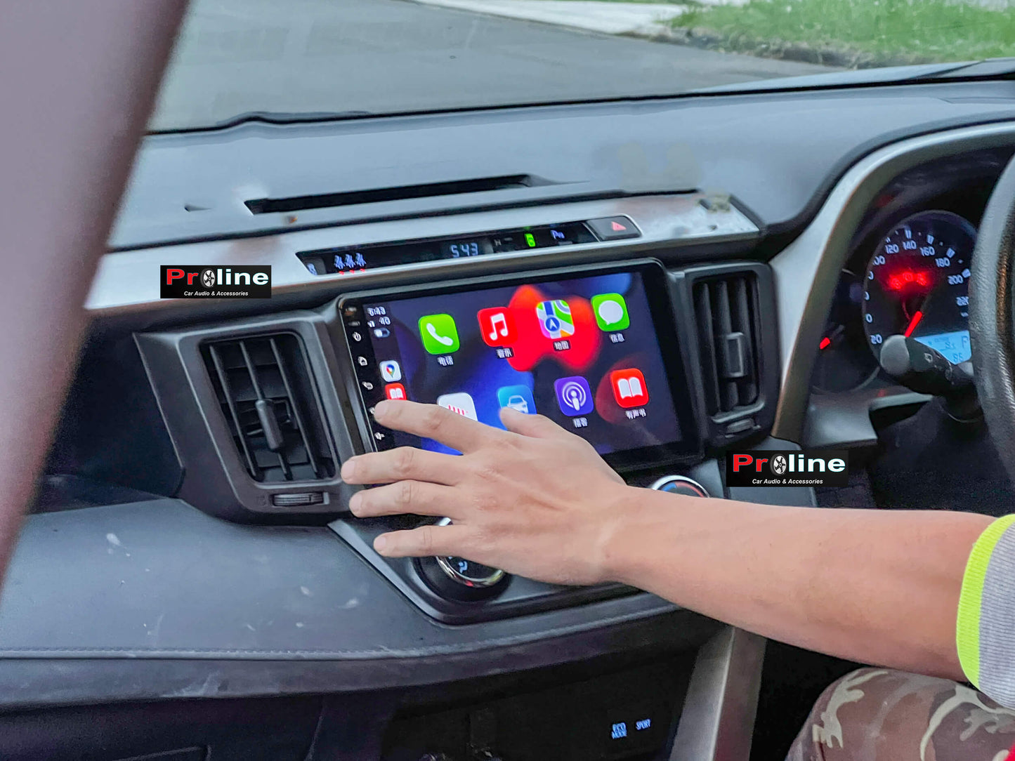 Toyota Rav4 2013-2018 GPS Bluetooth Wireless Apple CarPlay Android Auto Stereo