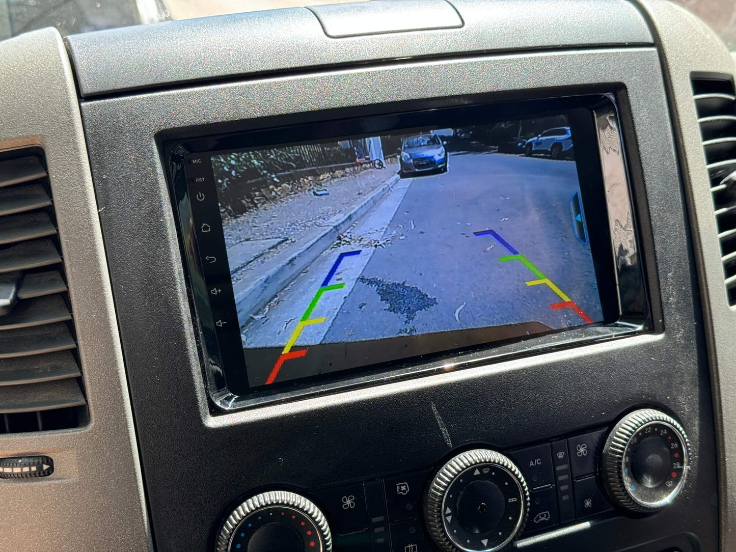 Mercedes Sprinter 2017-2018 GPS Wireless Apple CarPlay Android Auto Stereo Radio 9" stereo