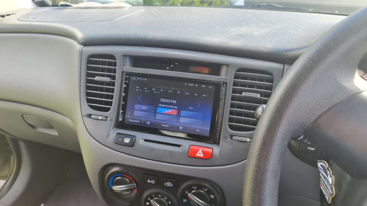 Kia Rio 2005-2011 Wireless Apple CarPlay Android Auto GPS Bluetooth Stereo Radio