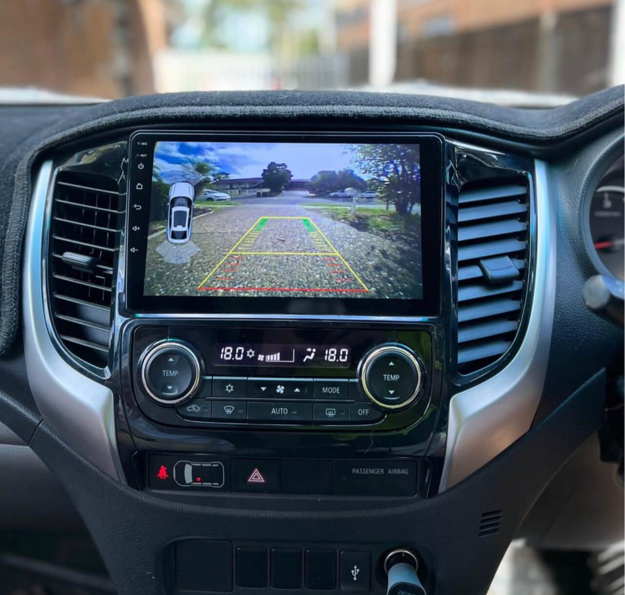 Mitsubishi Triton 2014-2025 9" GPS Stereo Wireless Apple CarPlay Android Auto Auto Aircon