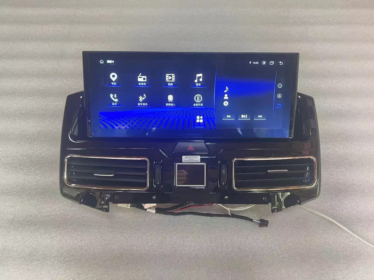 Toyota Landcruiser LC200 15-24 14.3" Horizontal Screen Wireless Apple CarPlay Android Auto Stereo Upgrade