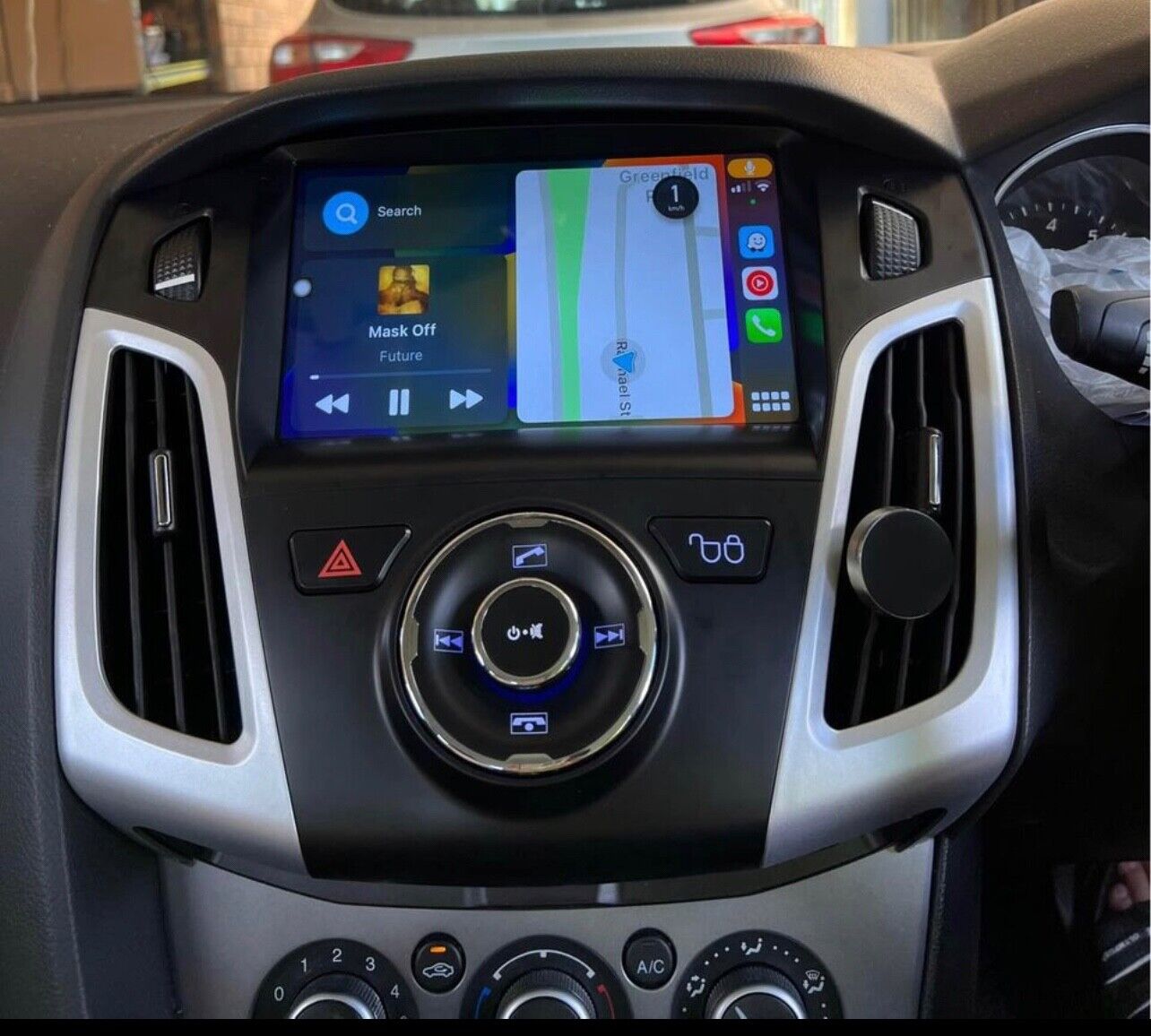 Wireless Apple CarPlay Android Auto Ford Kuga 13+ Radio stereo GPS Camera 9", Ford Kuga 13+ head unit replacement for Ford Kuga 13+, Ford Kuga 13+ head unit upgrade, for Ford Kuga 13+ stereo upgrade suit both manual and digital air condition control, provides installation. Upgrade to the lastest Wireless Apple CarPlay Android Auto