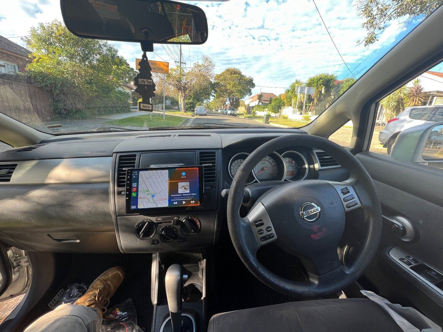 Nissan Tilda 06-11 GPS Bluetooth Music Stream Apple Carplay Android Auto 9 inch, Nissan Tilda 06-11 head unit replacement for Nissan Tilda 06-11, Nissan Tilda 06-11 head unit upgrade, for Nissan Tilda 06-11 stereo upgrade suit both manual and digital air condition control, provides installation. Upgrade to the lastest Wireless Apple CarPlay Android Auto