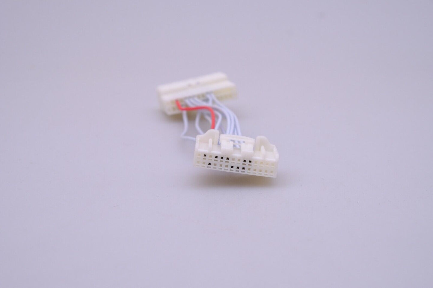 Fit Toyota 28 pins add reverse camera plug adaptor male reverse wire trigger