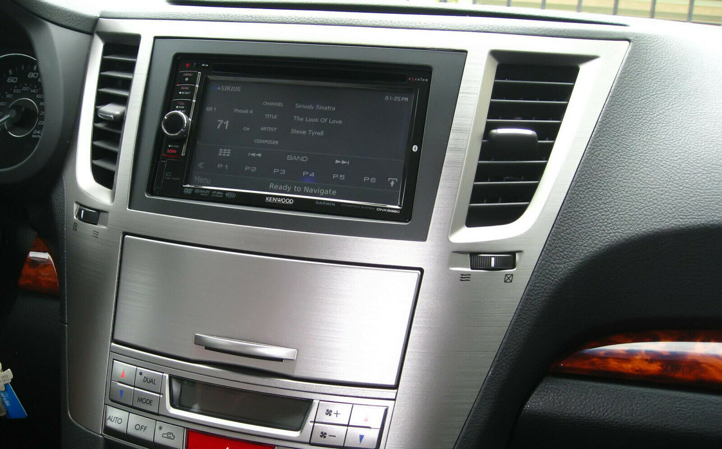 Subaru Liberty Outback 09-14 DOUBLE DIN radio facia sterero Fascia Dash kit