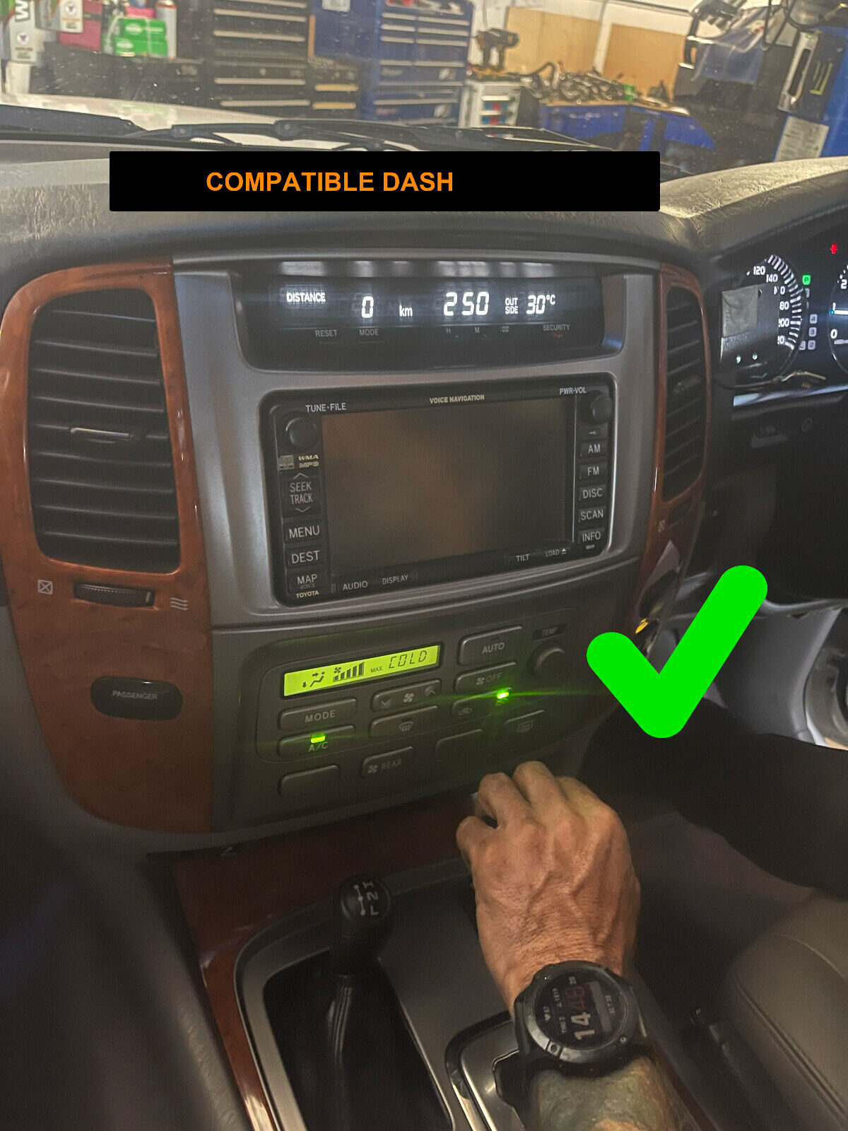 🔥 fit Toyota Landcruiser LC100 GPS Bluetooth Apple Carplay Android Auto Kakadu, for Toyota Landcruiser LC100 head unit upgrade for Toyota Landcruiser LC100 head unit replacement for Honda Toyota Landcruiser LC100 unit upgrade, for Honda Toyota Landcruiser LC100 stereo upgrade suit both manual and digital air condition control, provides installation. Upgrade to the Lastest Wireless Apple CarPlay Android Auto
