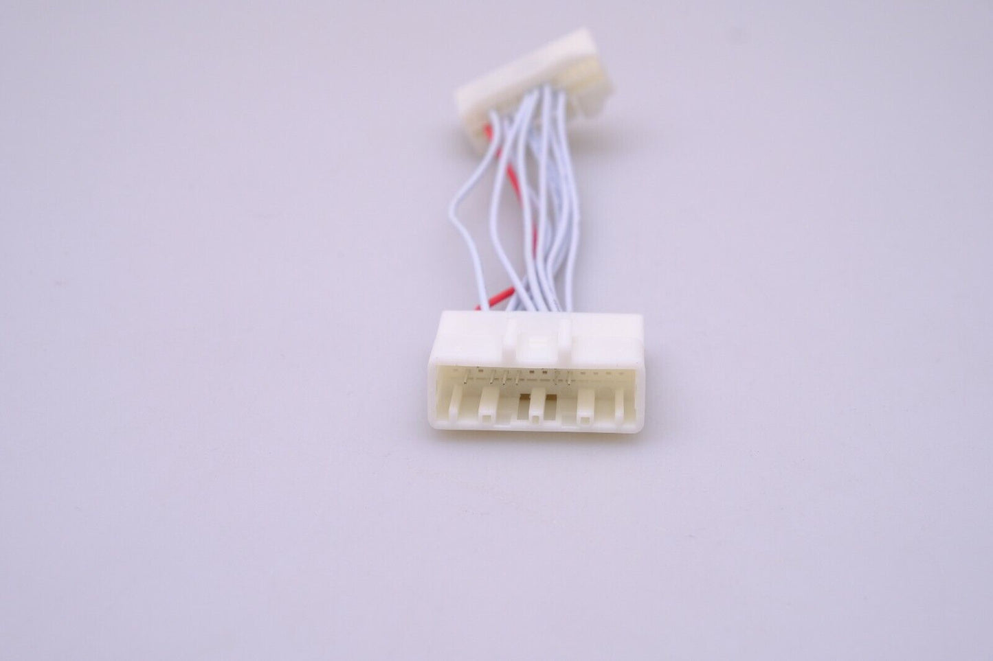 Fit Toyota 28 pins add reverse camera plug adaptor male reverse wire trigger