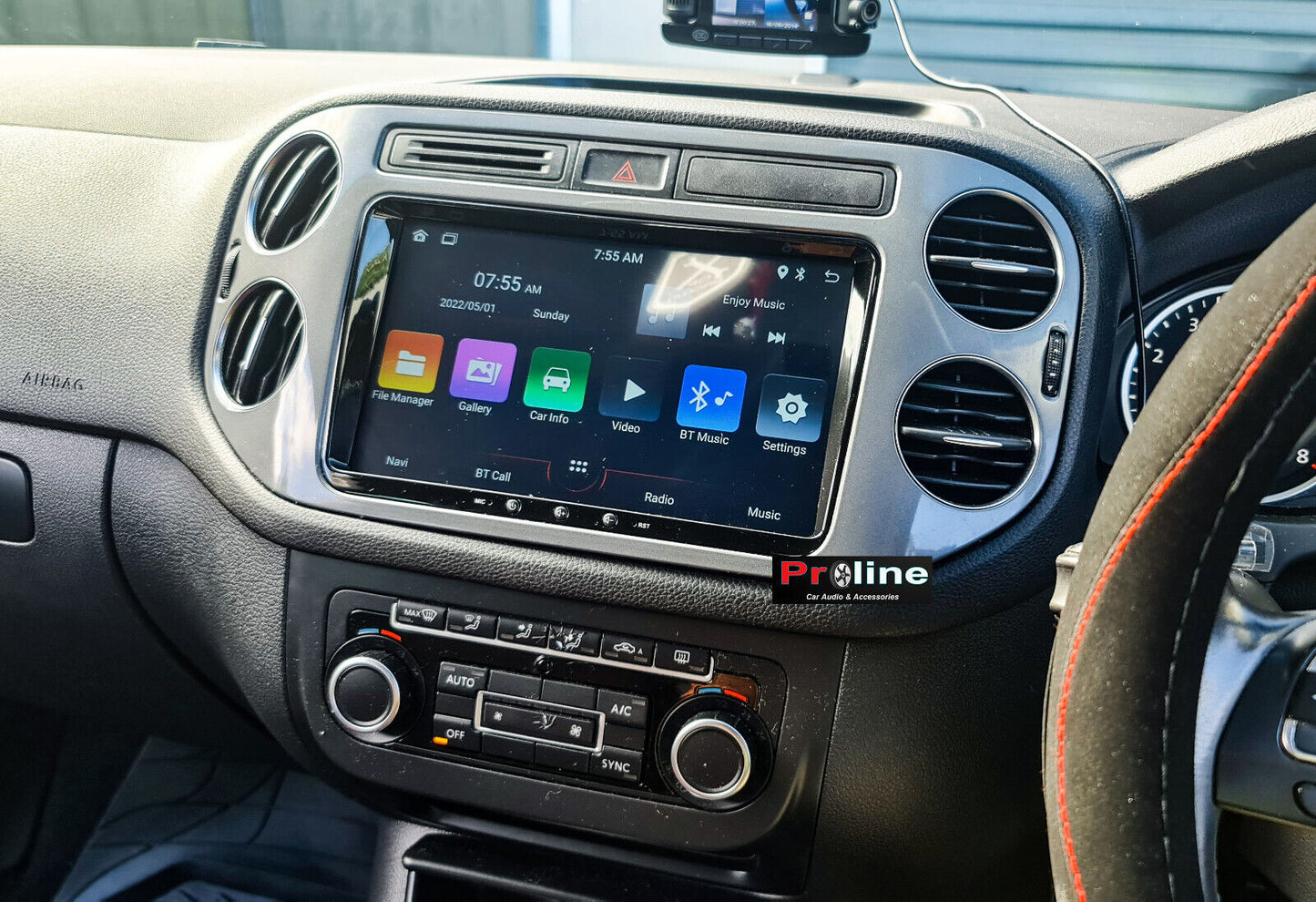 Volkswagen VW Tiguan Wireless Apple Carplay GPS SatNav stereo Bluetooth 9 Screen, Volkswagen Tiguan head unit upgrade for Volkswagen Tiguan , Volkswagen Tiguan head unit replacement for Volkswagen Tiguan upgrade, Volkswagen Tiguan stereo upgrade suit both manual and digital air condition control, provides installation. Upgrade to the Latest Wireless Apple Carplay Android Auto