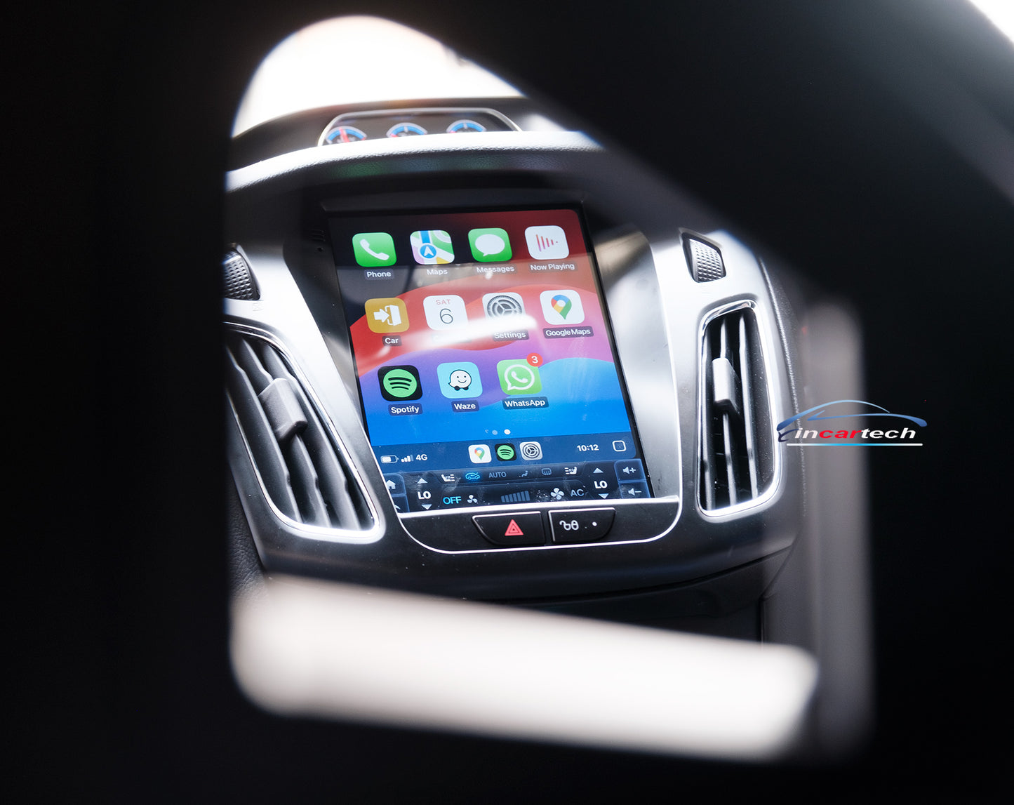 Ford Focus RS 12-18 9.7 inch Tesla style screen Wireless Apple CarPlay Android Auto GPS