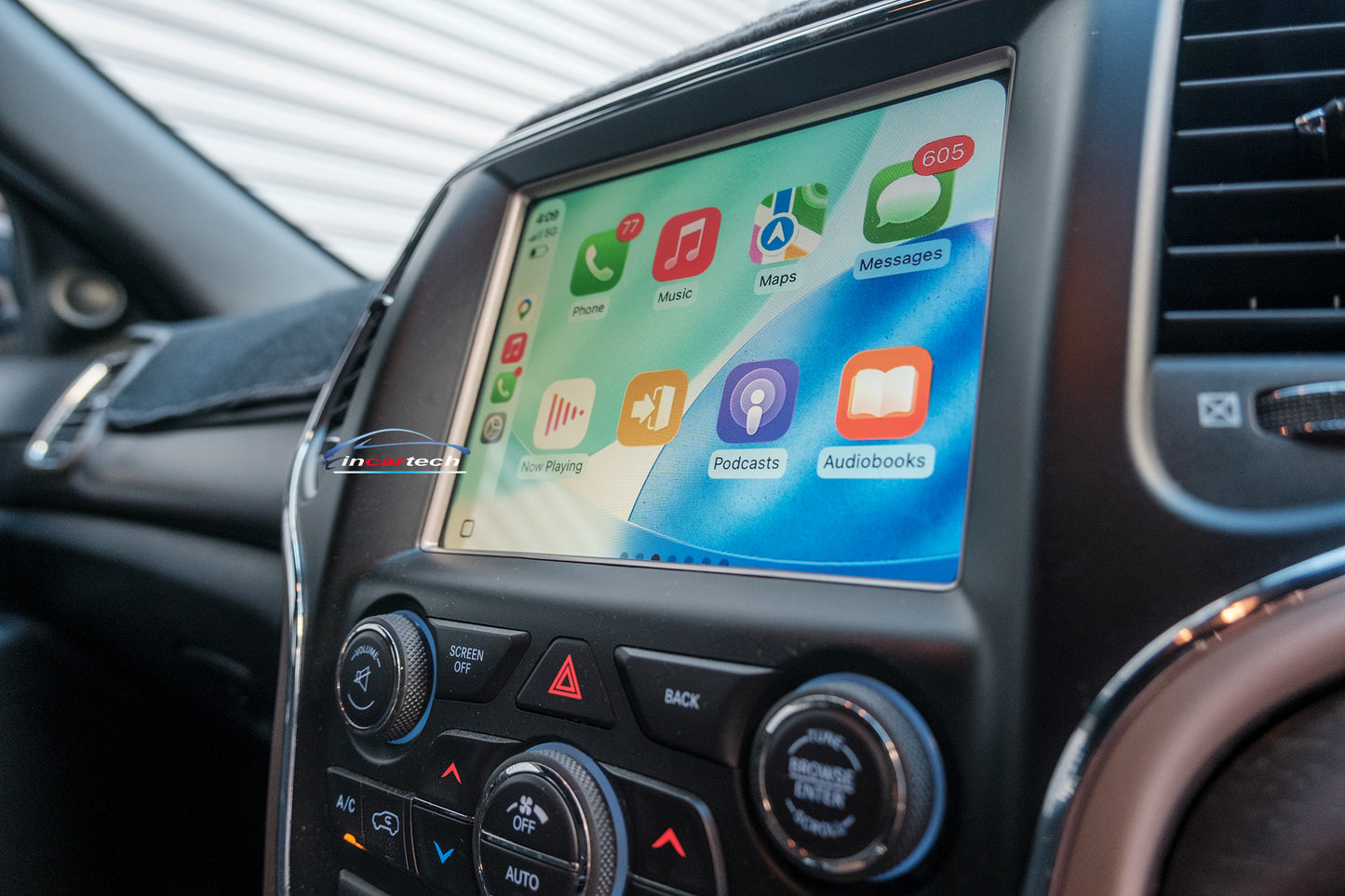 Jeep Grand Cherokee 2014-2021 8.4" Wireless Apple CarPlay Android Auto Radio upgrade