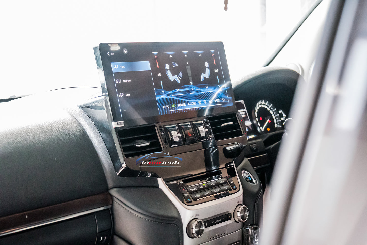 Toyota Landcruiser LC200 15-24 17" Screen GPS Wireless Apple CarPlay Android Auto Stereo Upgrade