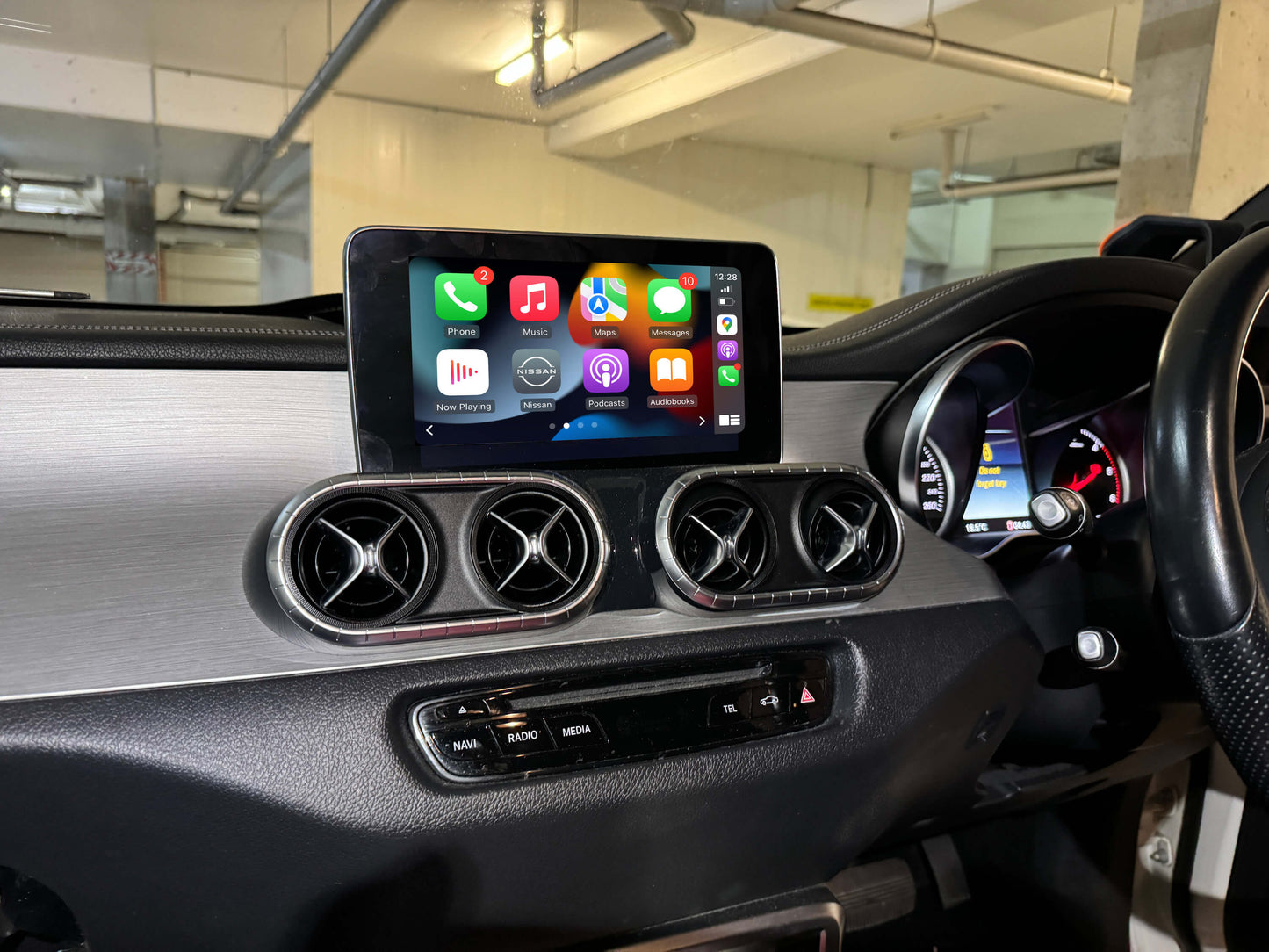 Mercedes Benz X CLASS 2015-2019 (W470) Add Wireless Carplay & Android Auto MMI Retrofit integration interface