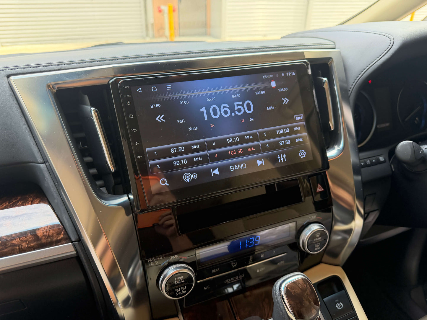 Toyota Alphard/Vellfire 2015-2023 30 Series 10" GPS Wireless Apple CarPlay Android Auto Stereo Radio