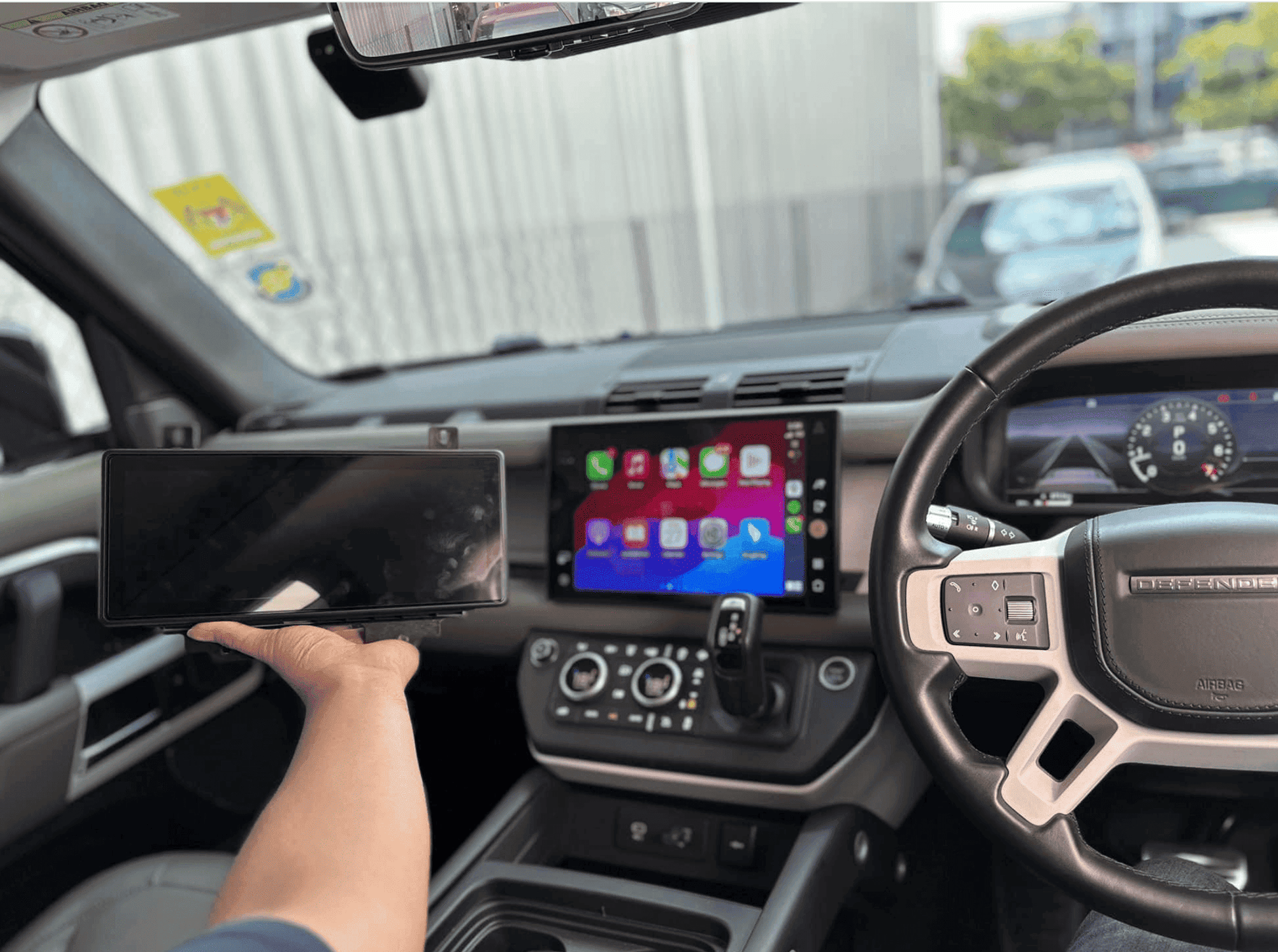 Land Rover Defender 13.3" Touch Screen Upgrade 2020 2021 2022 2023 2024 2025