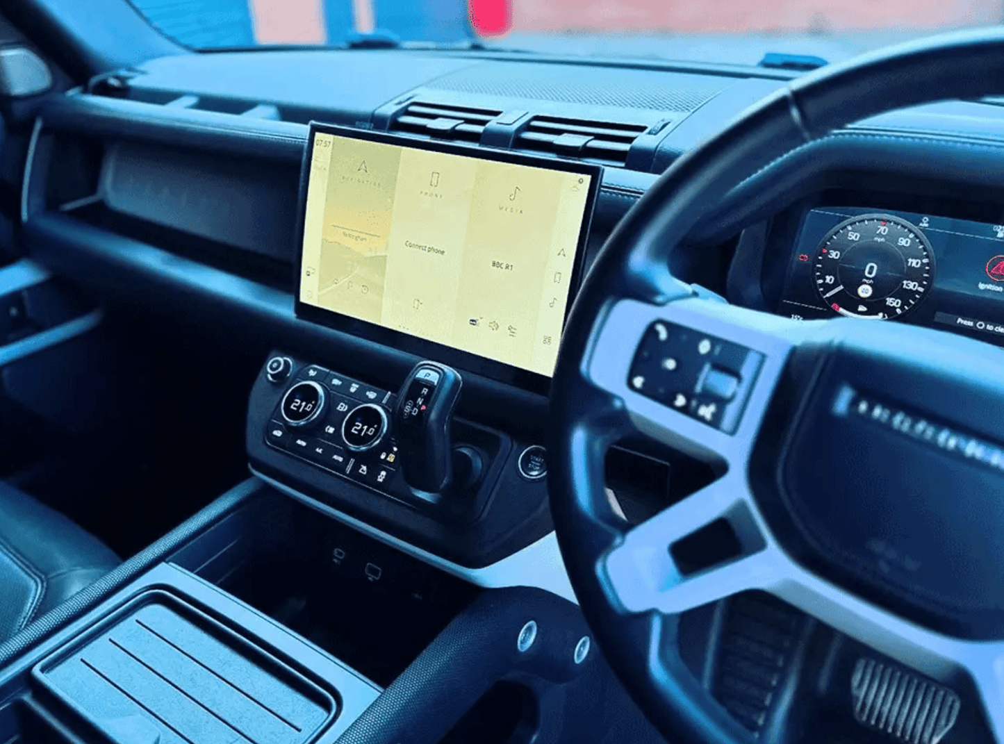 Land Rover Defender 13.3" Touch Screen Upgrade 2020 2021 2022 2023 2024 2025