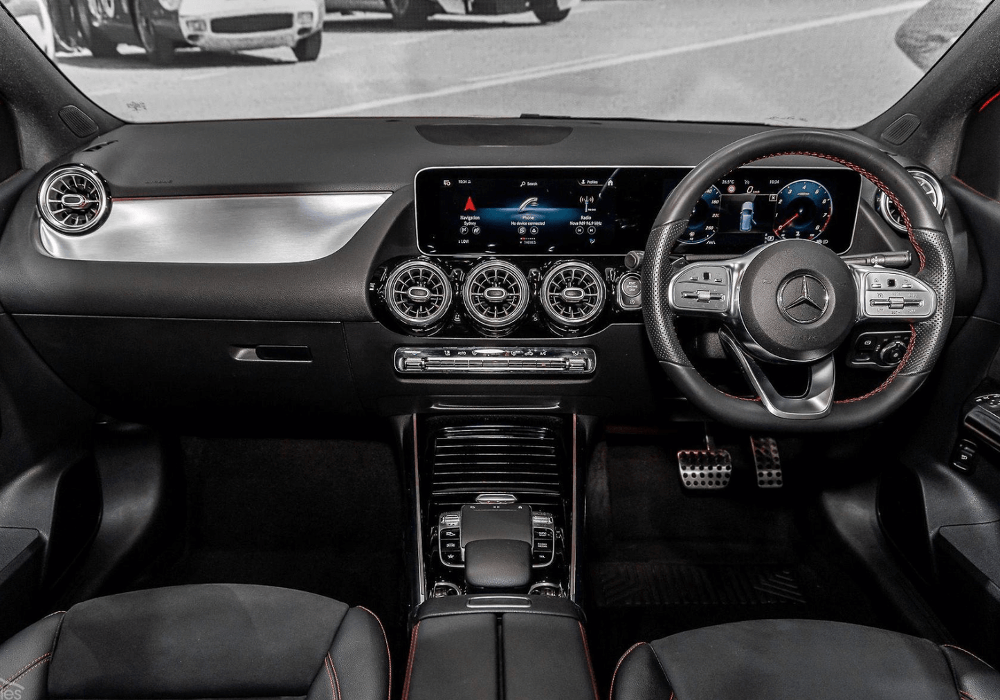Mercedes Benz B class 2018+ W247 ProLine Wired to Wireless CarPlay Android Auto Adaptor Decorder