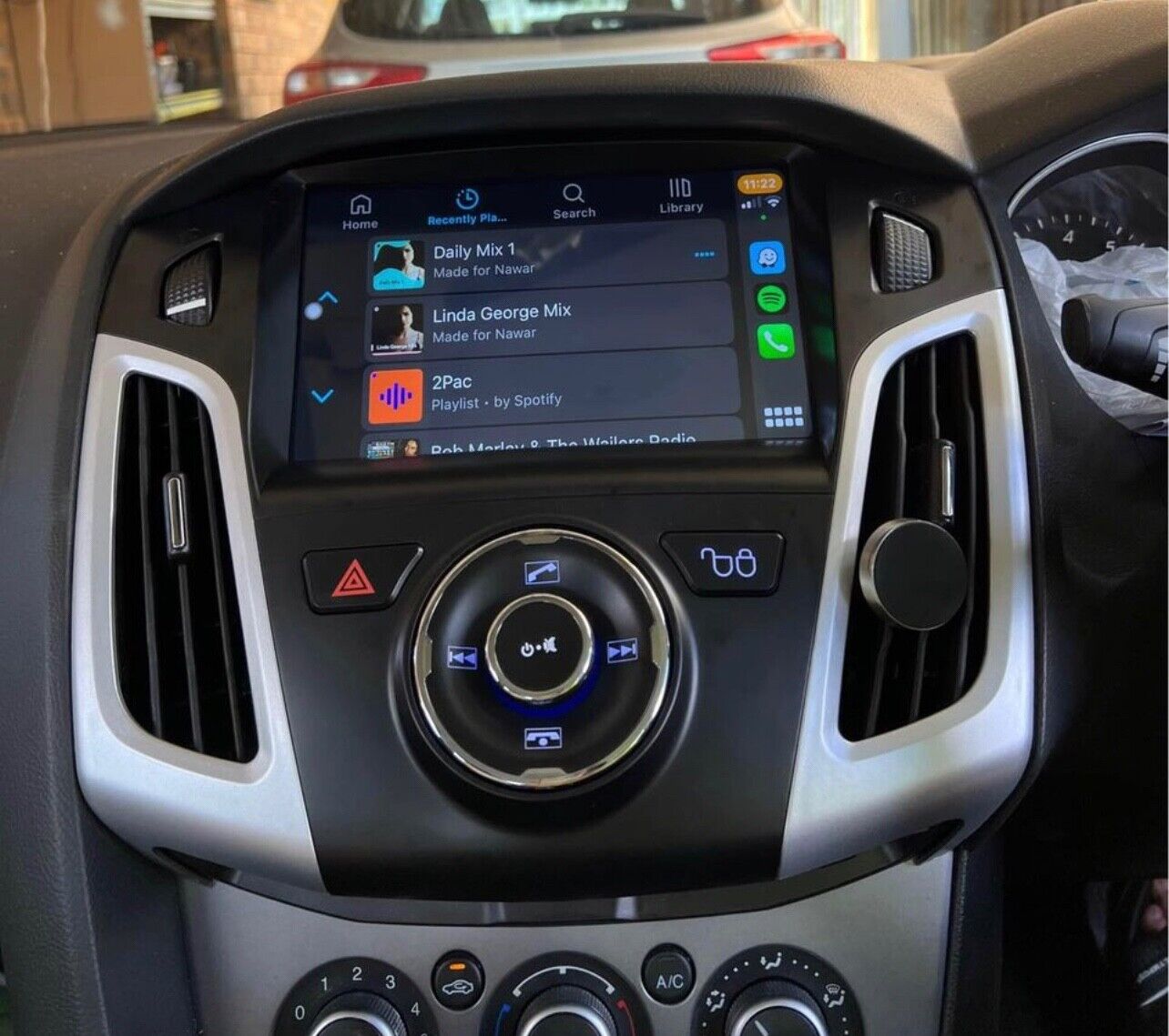 Wireless Apple CarPlay Android Auto Ford Kuga 13+ Radio stereo GPS Camera 9", Ford Kuga 13+ head unit replacement for Ford Kuga 13+, Ford Kuga 13+ head unit upgrade, for Ford Kuga 13+ stereo upgrade suit both manual and digital air condition control, provides installation. Upgrade to the lastest Wireless Apple CarPlay Android Auto
