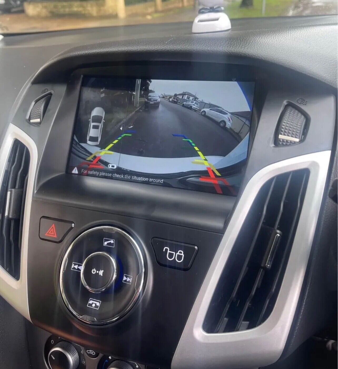 Wireless Apple CarPlay Android Auto Ford Kuga 13+ Radio stereo GPS Camera 9", Ford Kuga 13+ head unit replacement for Ford Kuga 13+, Ford Kuga 13+ head unit upgrade, for Ford Kuga 13+ stereo upgrade suit both manual and digital air condition control, provides installation. Upgrade to the lastest Wireless Apple CarPlay Android Auto