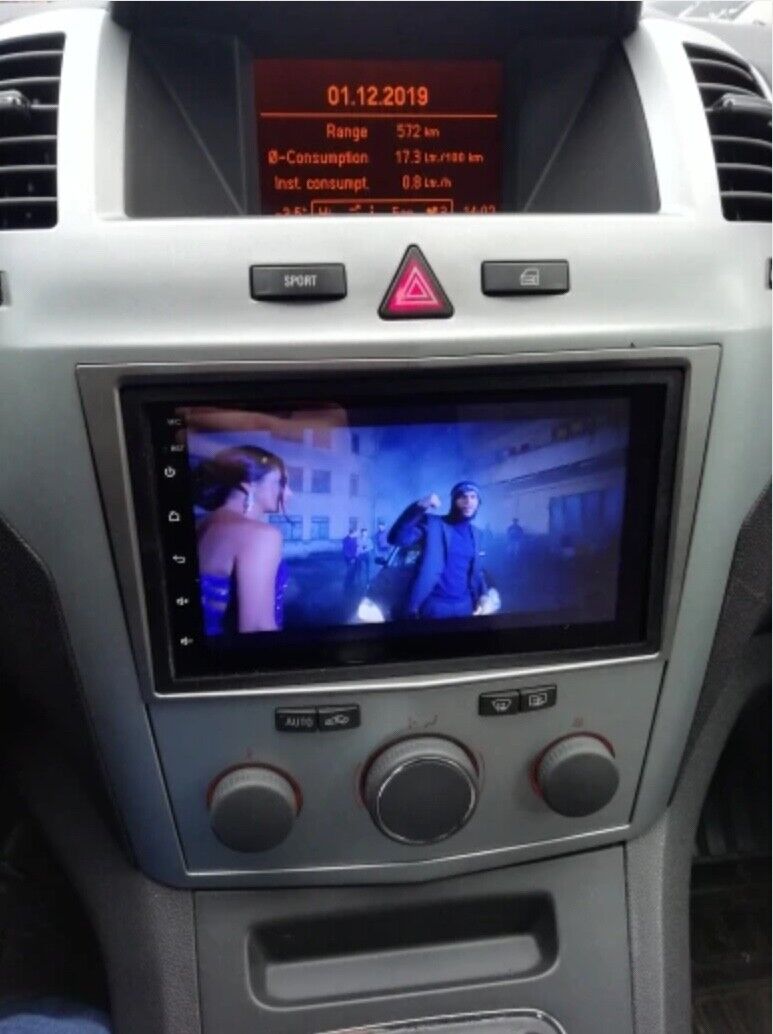 Holden Captiva 5 09-15 GPS Bluetooth USB Apple CarPlay Android Auto Navigation, Holden Captiva 5 09-15 head unit replacement for Holden Captiva 5 09-15, Holden Captiva 5 09-15 head unit upgrade, for Holden Captiva 5 09-15 stereo upgrade suit both manual and digital air condition control, provides installation. Upgrade to the lastest Wireless Apple CarPlay Android Auto