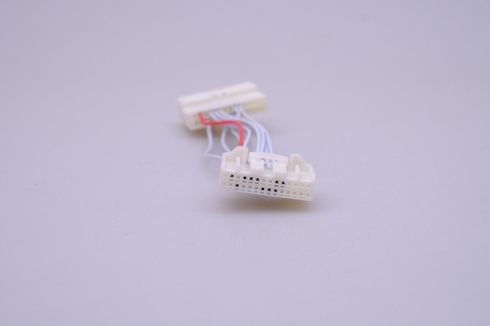 Fit Toyota 28 pins add reverse camera plug adaptor male reverse wire trigger