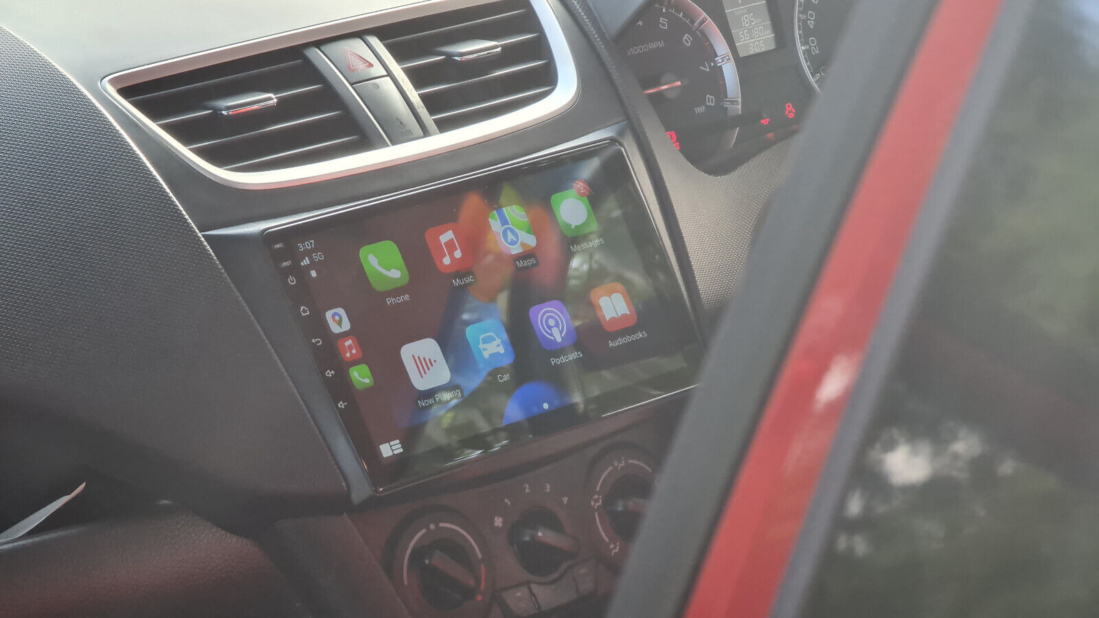 Suzuki Swift 11-16 Apple Carplay Android Auto GPS SatNav Radio Bluetooth Camera, Suzuki Swift 11-16 head unit upgrade for Suzuki Swift 11-16 head unit replacement for Suzuki Swift 11-16 upgrade, Suzuki Swift 11-16 stereo upgrade suit both manual and digital air condition control, provides installation. Upgrade to the Latest Wireless Apple Carplay Android Auto