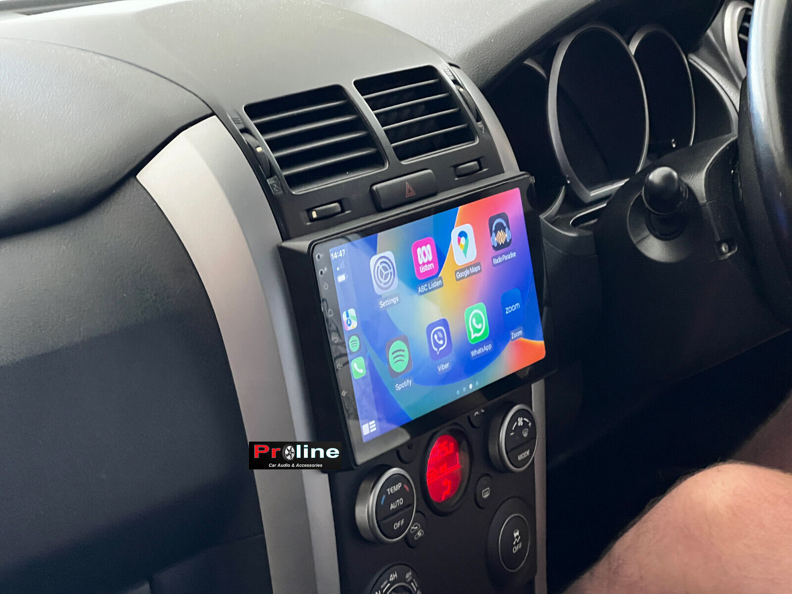 Suzuki Grand Vitara 05-17 Wireless Apple CarPlay GPS Radio Bluetooth stereo accessories,  Suzuki Grand Vitara 05-17 head unit upgrade for Suzuki Grand Vitara 05-17, head unit replacement for Suzuki Grand Vitara 05-17 head unit upgrade, Suzuki Grand Vitara 05-17 stereo upgrade suit both manual and digital air condition control, provides installation. Upgrade to the Latest Wireless Apple CarPlay Android Auto