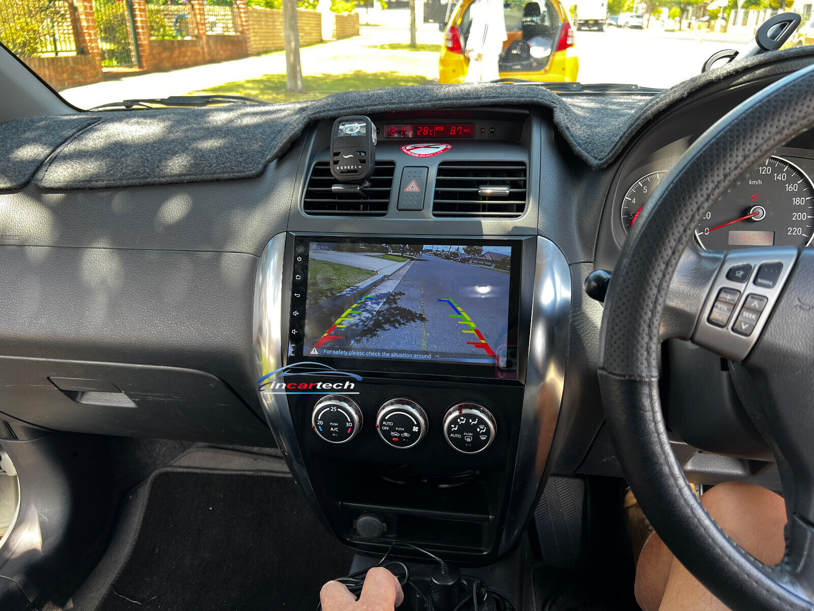 Suzuki SX4 07-14 Wireless Apple CarPlay GPS Radio Bluetooth stereo Android Auto,  Suzuki SX4 07-14 head unit upgrade Suzuki SX4 07-14  head unit replacement for Suzuki SX4 07-14 upgrade, Suzuki SX4 07-14 stereo upgrade suit both manual and digital air condition control, provides installation. Upgrade to the Latest Wireless Apple Carplay Android Auto