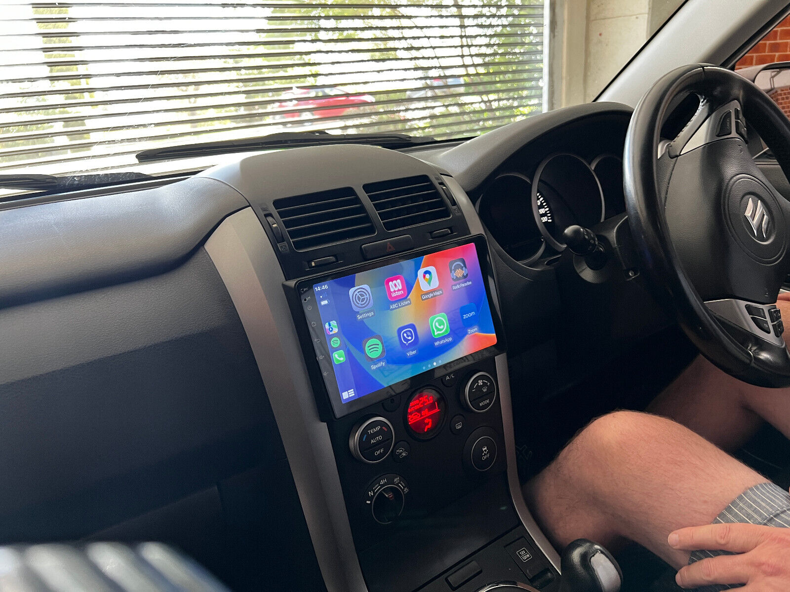 Suzuki Grand Vitara 05-17 Wireless Apple CarPlay GPS Radio Bluetooth stereo accessories,  Suzuki Grand Vitara 05-17 head unit upgrade for Suzuki Grand Vitara 05-17, head unit replacement for Suzuki Grand Vitara 05-17 head unit upgrade, Suzuki Grand Vitara 05-17 stereo upgrade suit both manual and digital air condition control, provides installation. Upgrade to the Latest Wireless Apple CarPlay Android Auto