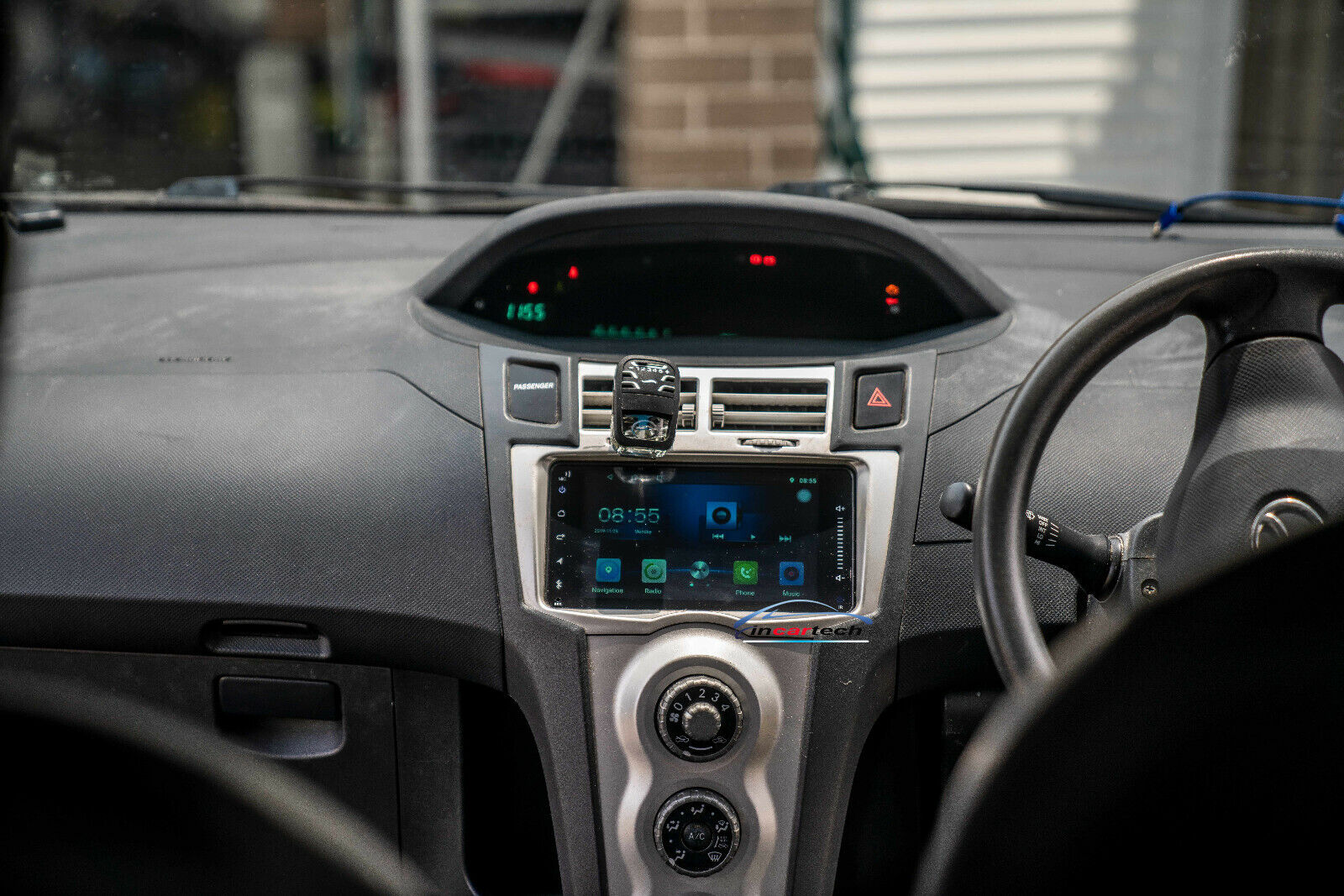Fit Toyota Yaris 05-13 Apple CarPlay Andriod Auto GPS Bluetooth Stereo Radio USB, Toyota Yaris 05-13 head unit upgrade for Toyota Yaris 05-13 head unit replacement for Toyota Yaris 05-13 upgrade, Toyota Yaris 05-13 stereo upgrade suit both manual and digital air condition control, provides installation. Upgrade to the Latest Wireless Apple Carplay Android Auto